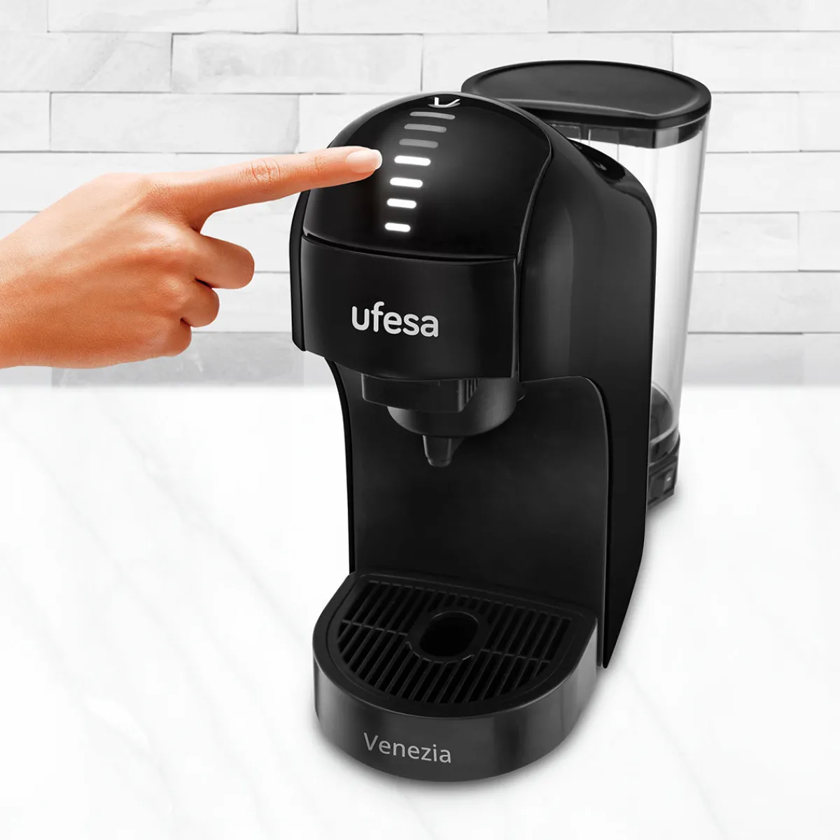Ufesa Cafetera Multicapsulas Venezia