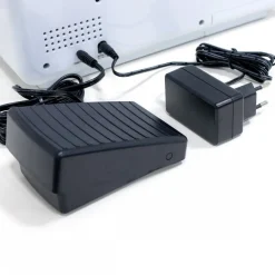 Ufesa Maquina de coser SW3003 Performance