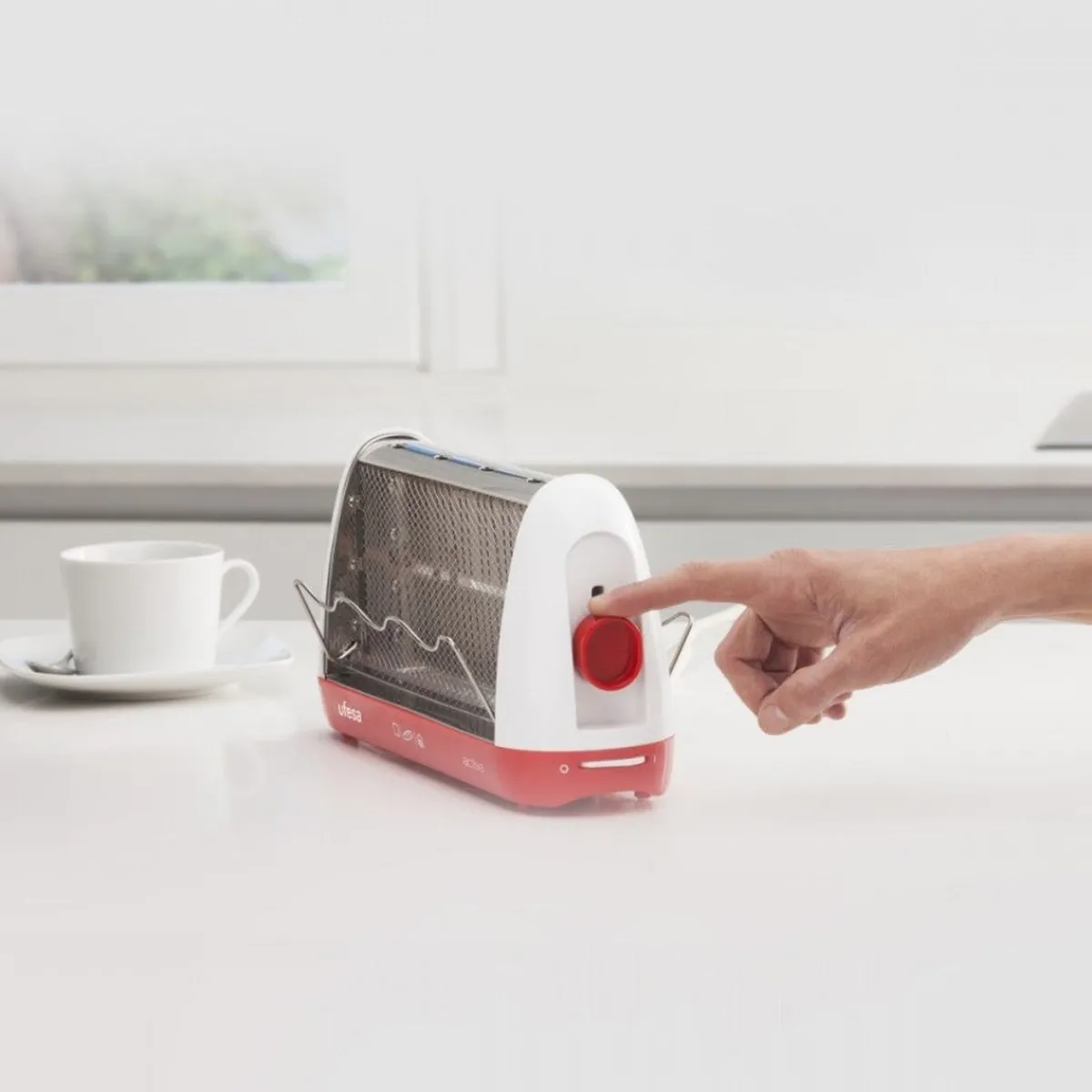 Ufesa Tostadora TT7963 vertical de 2 ranuras 700W